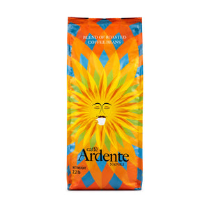 Ardente Caffè Einzelpackung fũr Bohnenkaffee Favorita, bunte Vorderansicht vor weissem Hintergrund
